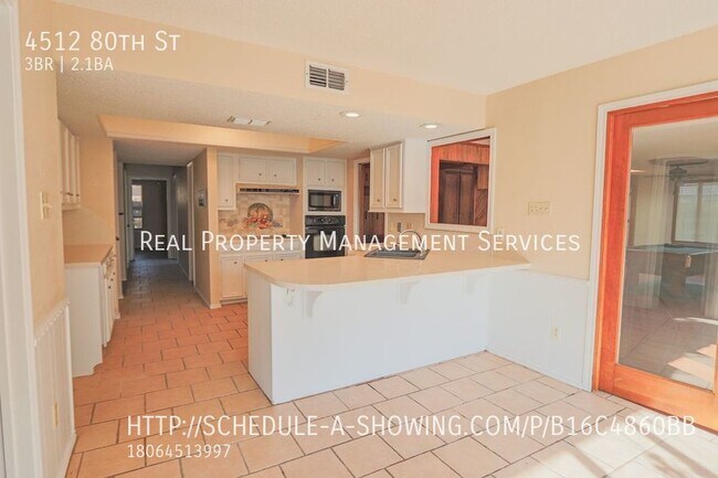 Building Photo - Large 3 Bedroom, 2.5 Bath Home in Quaker H...