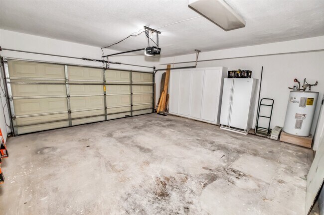 Building Photo - 1300 Augusta Dr