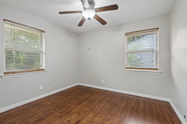 Building Photo - 3025 NW 67th St