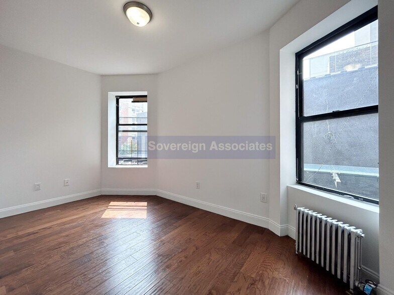 Building Photo - 285 St Nicholas Ave