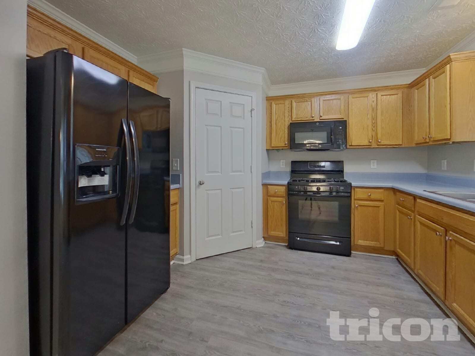 Building Photo - 220 Arbor Creek Dr