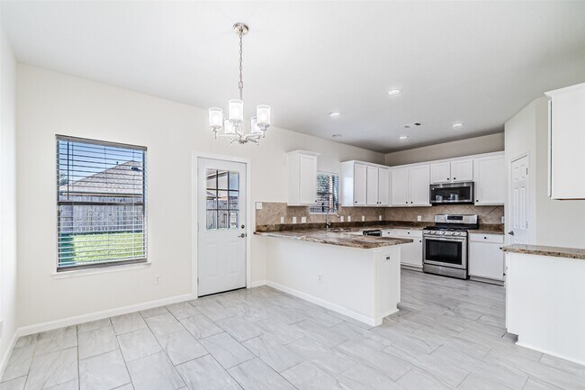 Building Photo - 18111 Hillock Glen Ln