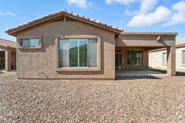 Building Photo - Fully Remodeled 2BR + Den in Trilogy at Po...