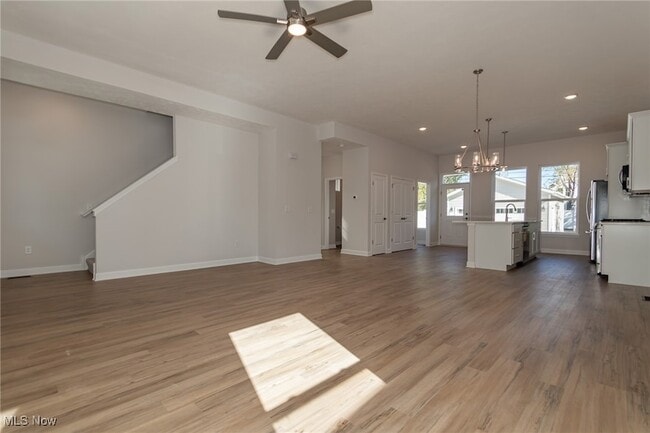 Building Photo - 2265 E 97th St