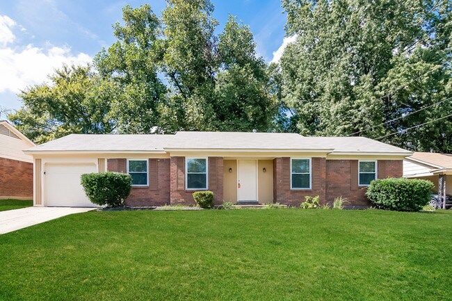 Primary Photo - 3707 Clearbrook St