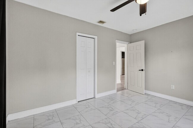 Building Photo - 40 NW 68th St