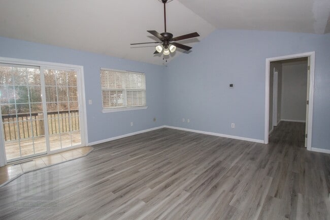 Building Photo - 21726 Lindsay Ln