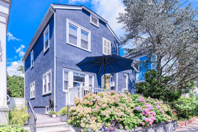 Building Photo - 1505 Emory St