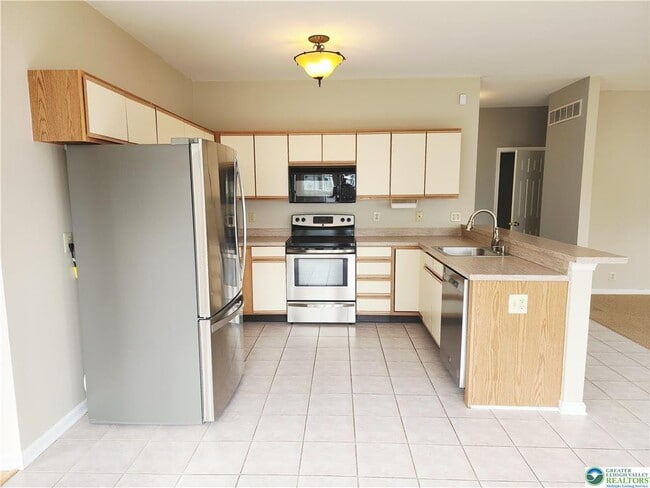 Building Photo - 236 Lenape Trail