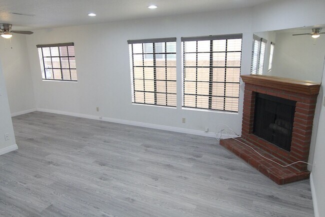 Building Photo - 4721 Kester Ave