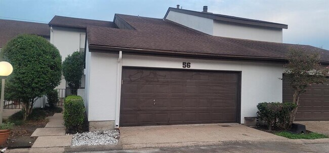 Primary Photo - 7655 S Braeswood Blvd