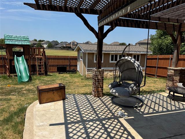 Building Photo - 2116 Megan Creek Dr