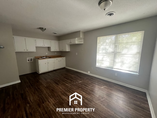 Building Photo - 3373 Elk Point Dr