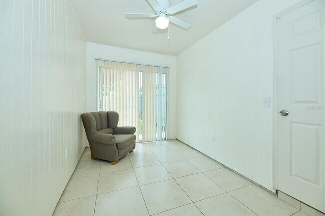 Building Photo - 2308 60th Ave W