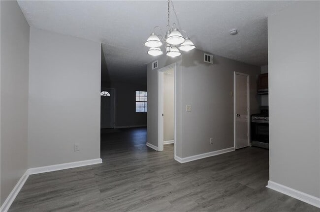 Building Photo - 2719 Greystone Ct
