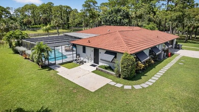 Building Photo - 17218 Shetland Ln