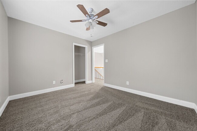 Building Photo - 1725 Rains Rd