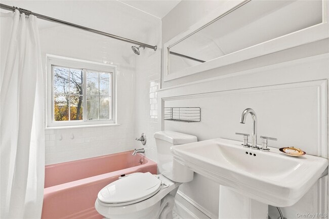 Building Photo - 29 Avondale Rd