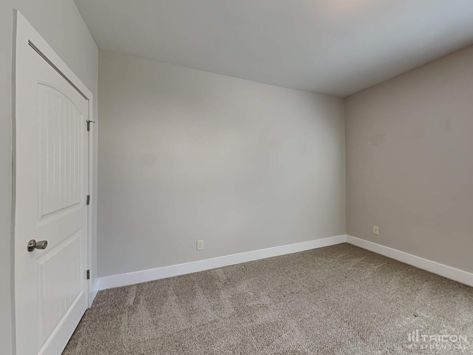 Building Photo - 1047 Harper Dean Wy