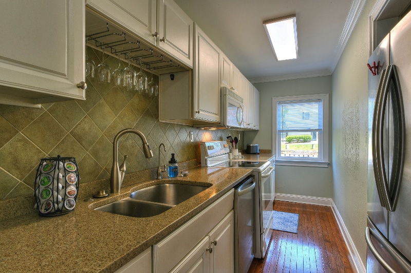 Building Photo - 20902 South Ave