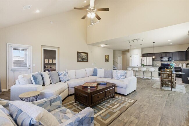 Building Photo - 11012 Pack Wagon Trail