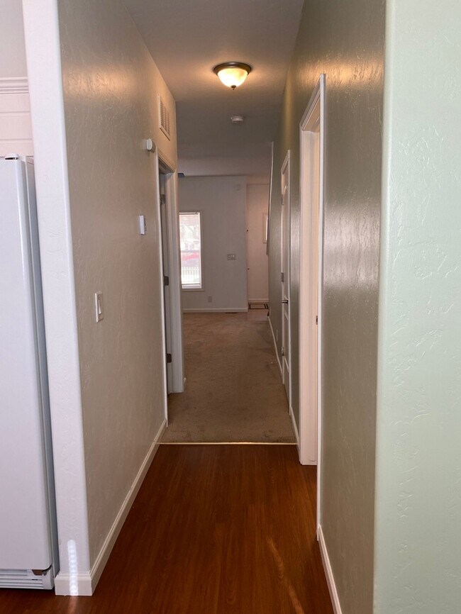 Building Photo - 509 East Kiowa-102