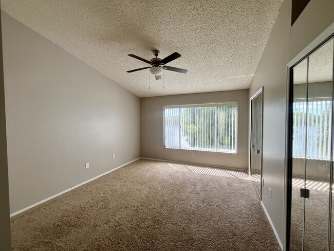 Building Photo - 12356 Berkeley Square Dr