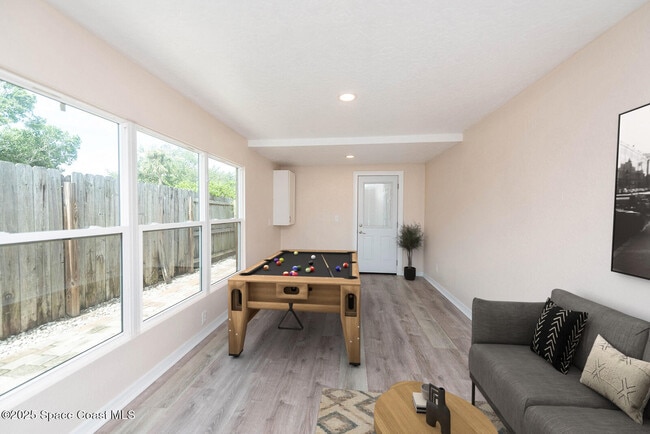 Building Photo - 3235 Alice St