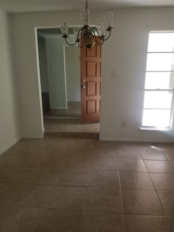 Building Photo - 11022 Longtom Ct