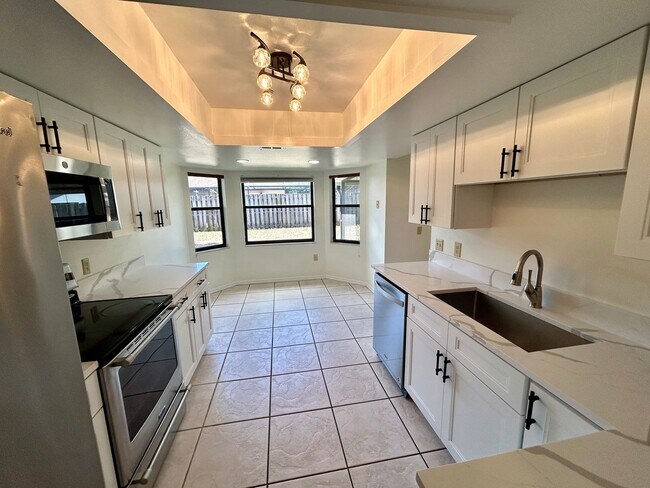 Building Photo - 895 Wandering Pine Trail