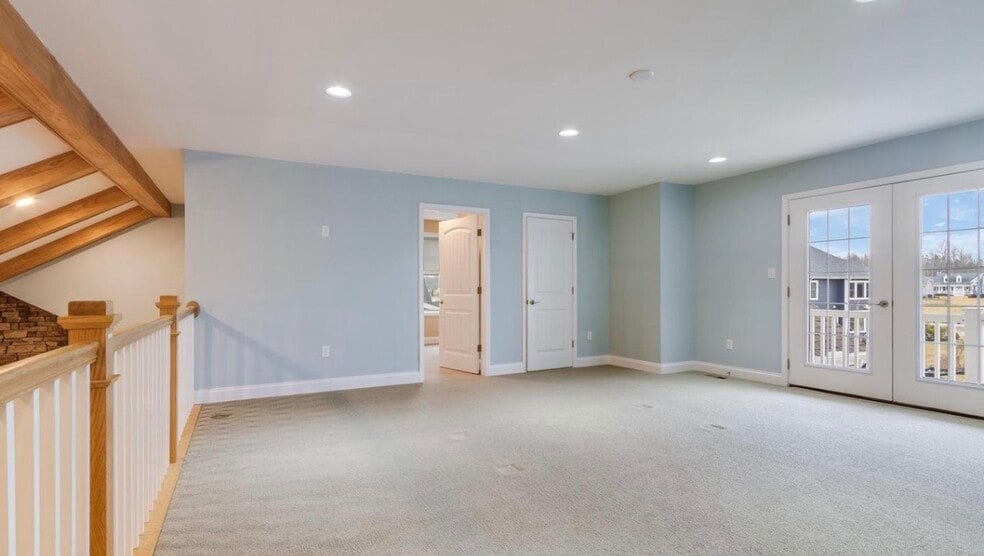 Building Photo - 33916 Darlington St