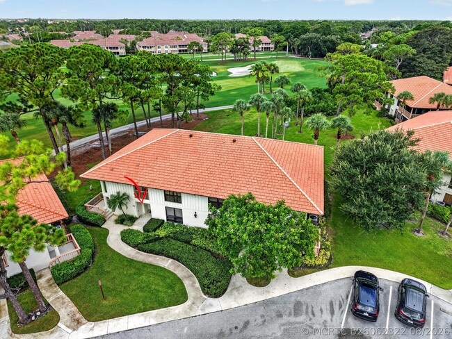 Building Photo - 302 Brackenwood Cir