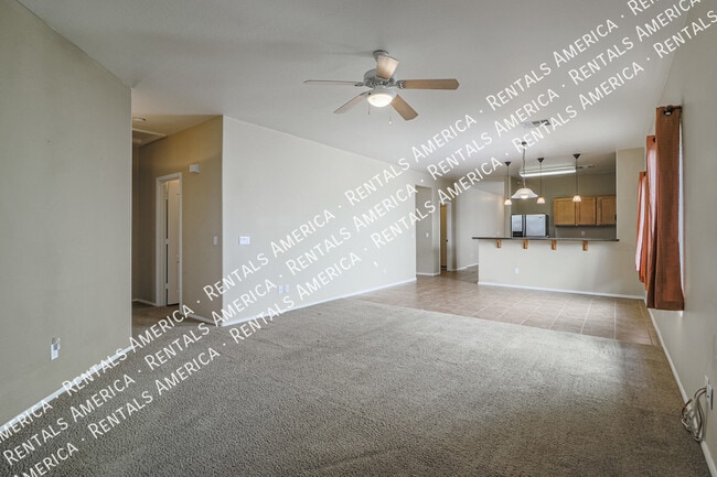 Building Photo - 28683 N Sedona Pl