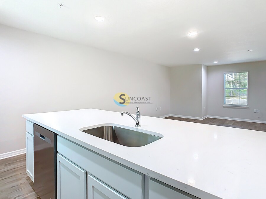 Building Photo - 3821 SW 43rd Ct