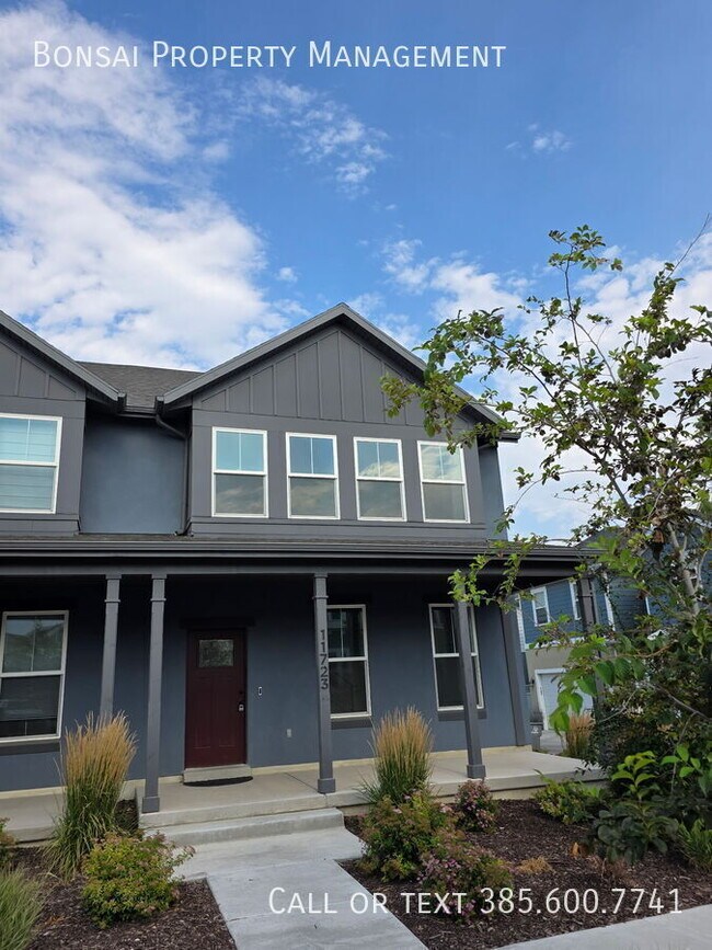 Building Photo - 11723 S Leander Dr