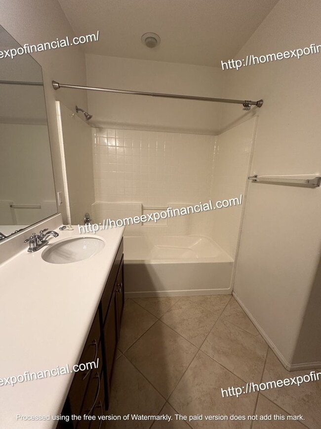 Building Photo - Nice Home For Rent