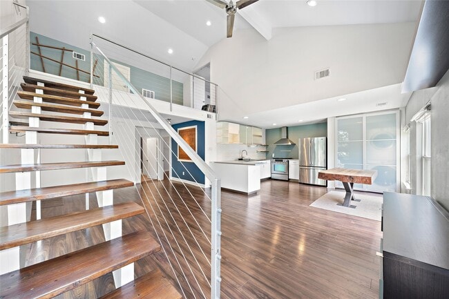 Building Photo - 2413 Emancipation Ave