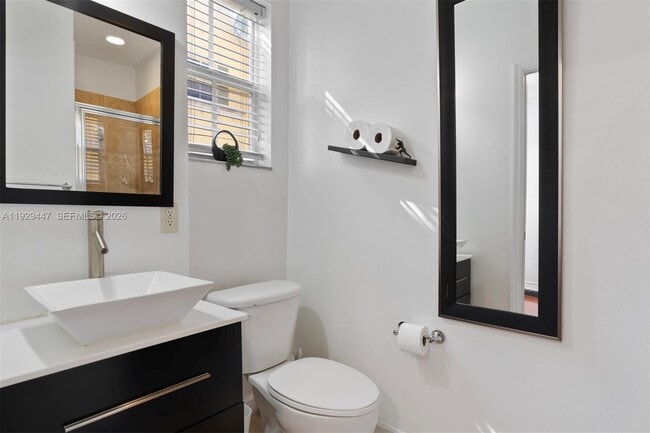 Building Photo - 2508 SW 14th Ave