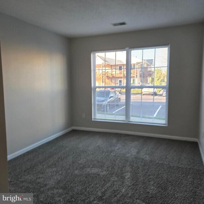 Building Photo - 129 Brookland Terrace