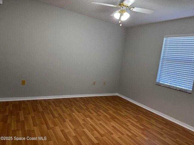 Building Photo - 3525 Chancellorsville Ave