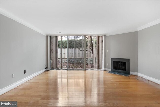 Building Photo - 1775 S Hayes St