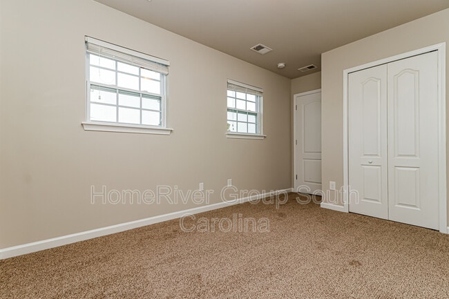 Building Photo - 157 Coosawatchie St