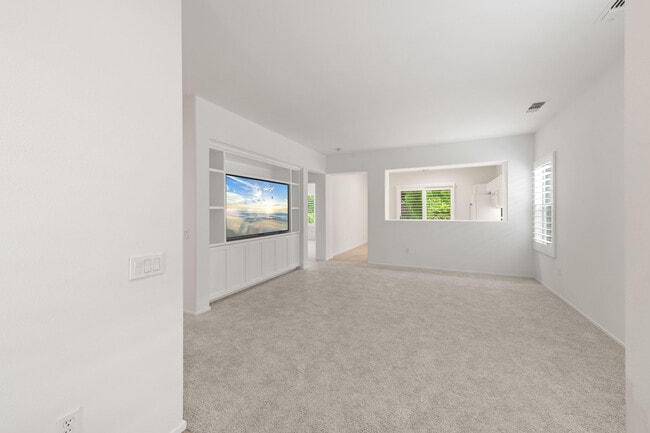Building Photo - 78685 Rockwell Cir