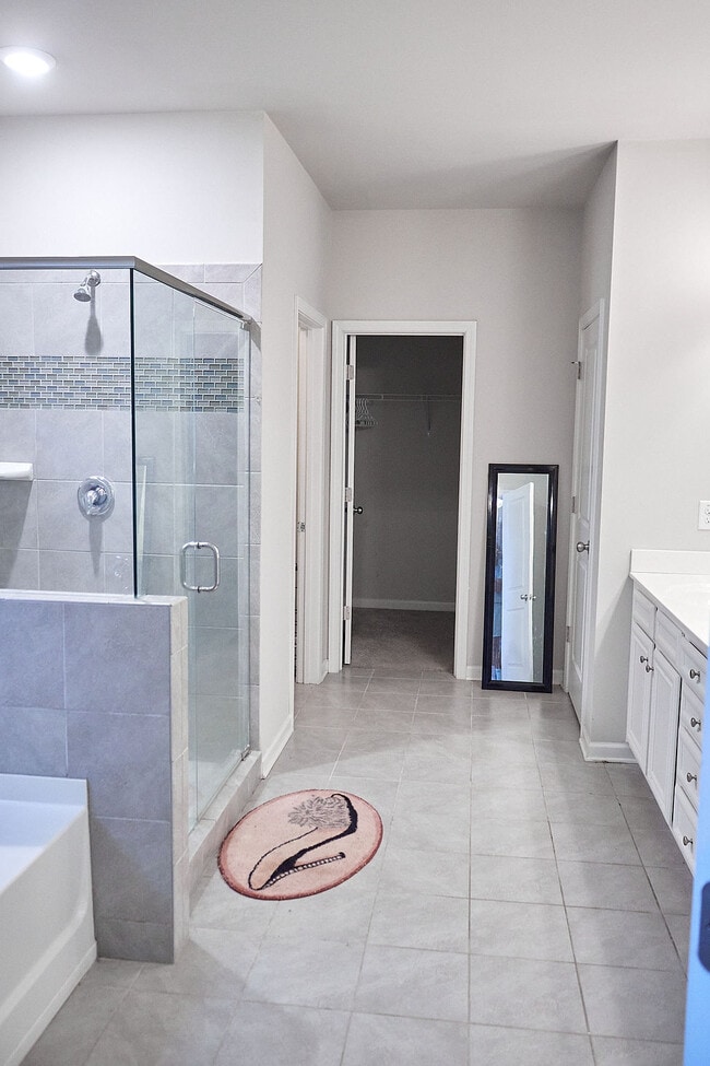 Building Photo - 7687 Volion Dr