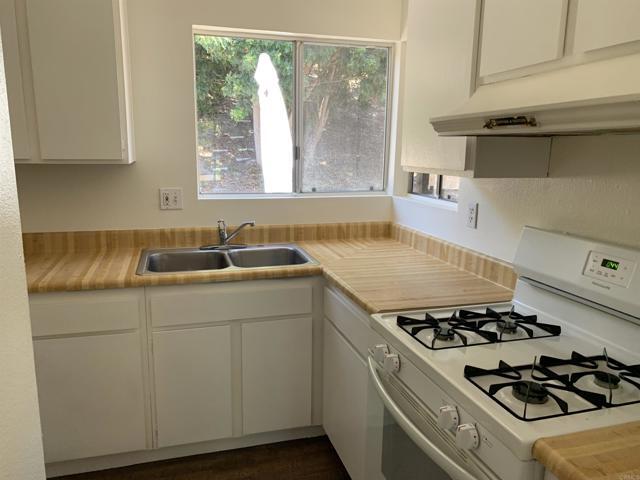 Building Photo - 4554 Quailridge Dr