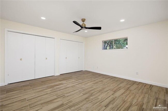 Building Photo - 18 Santa Fe St