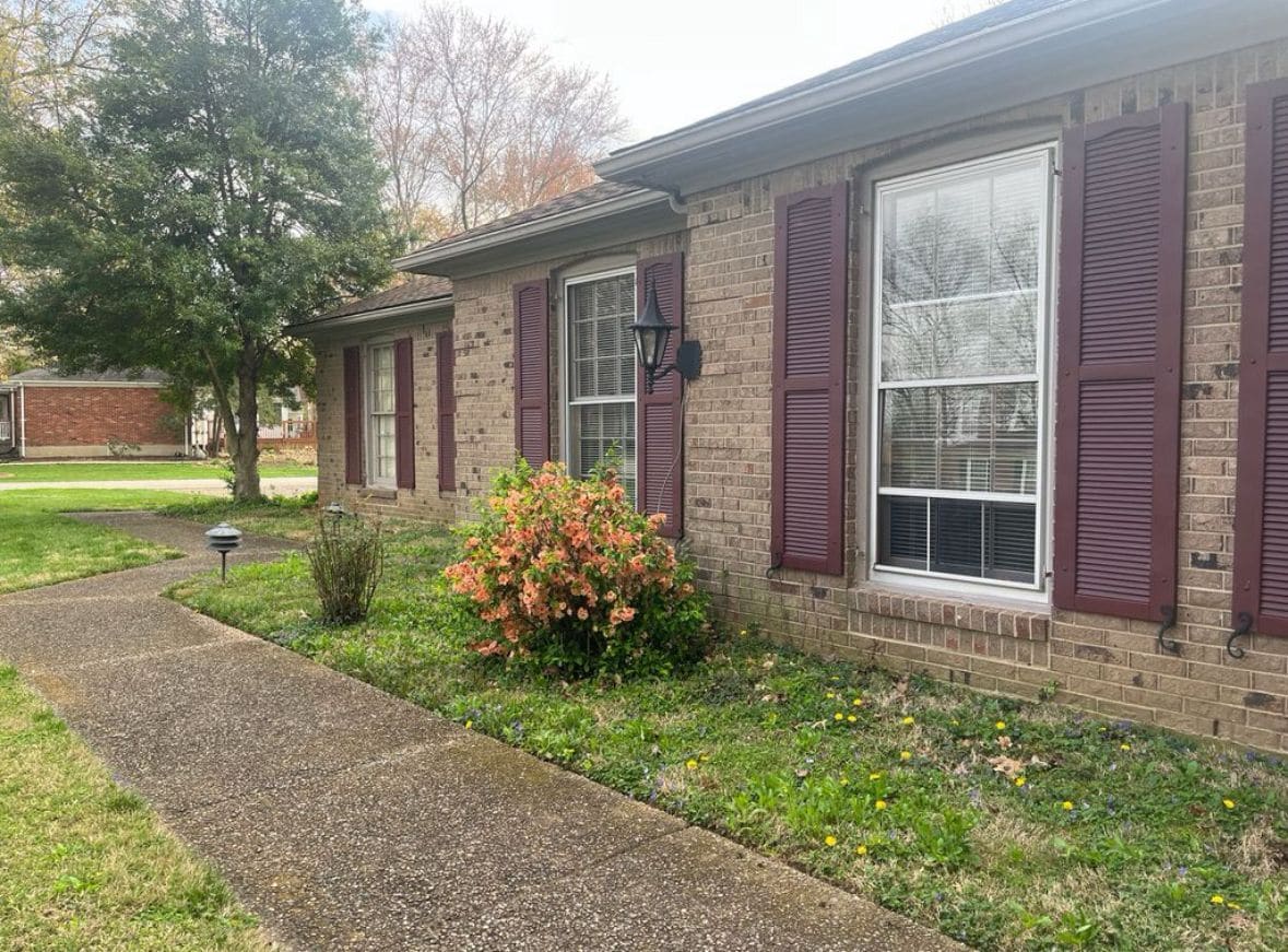 Building Photo - 3200 Brownsboro Vista Dr