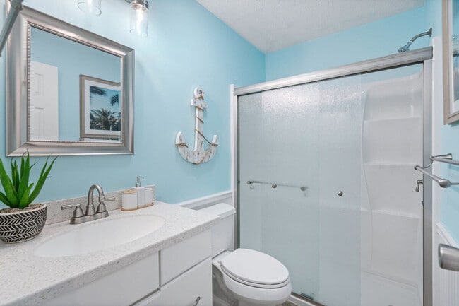 Building Photo - 1890E Auburn Ln