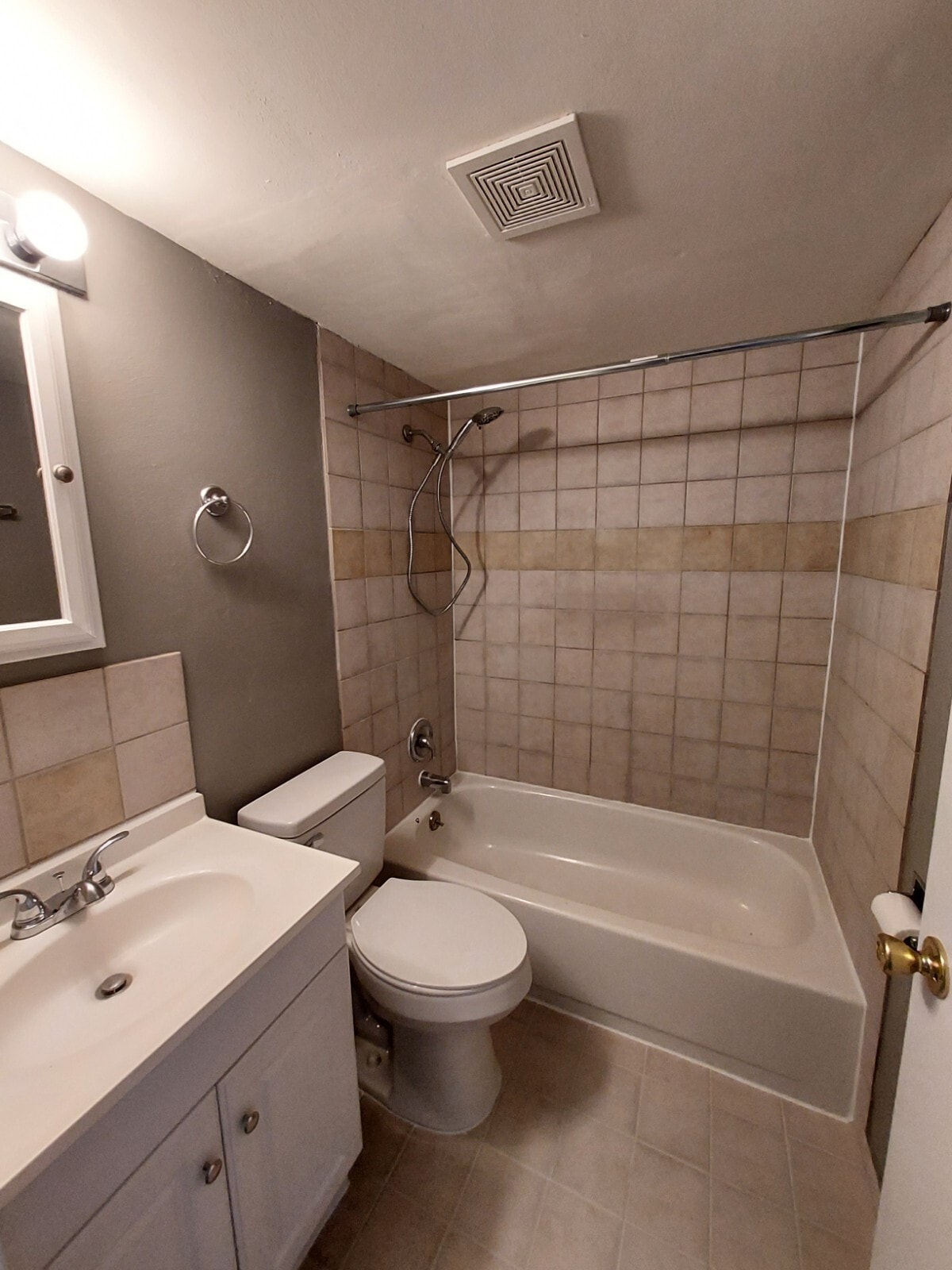 Building Photo - 4740 Tishomingo Rd