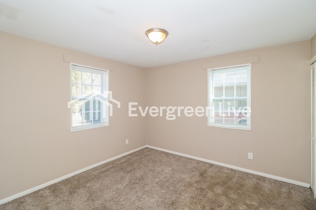 Building Photo - 4089 Rhodes Ave